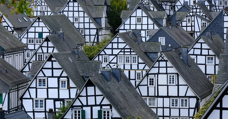 Dater et authentifier une maison à pans de bois